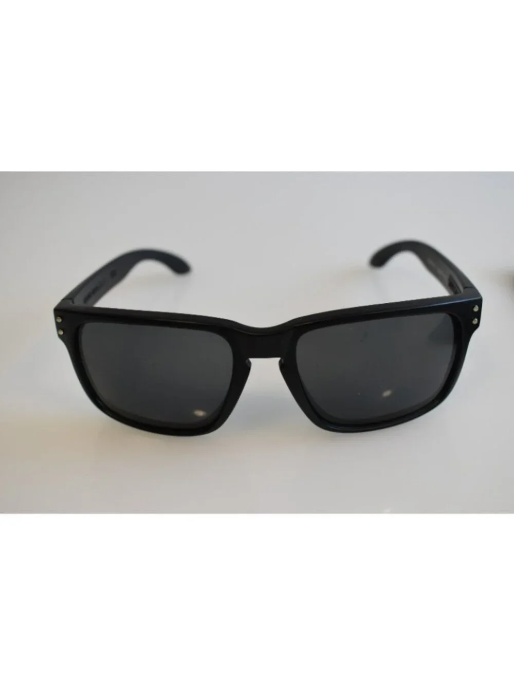 Oakley OO9102-01 Holbrook 55-18-137 Matte Black Sunglasses Made in USA w/ Case